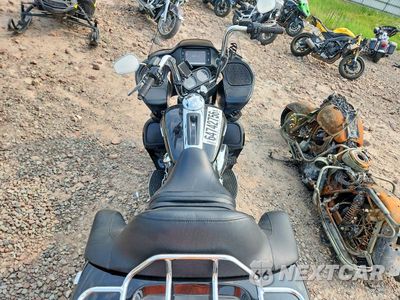 Zdjęcie 6 z 8 samochodu: 2017 HARLEY-DAVIDSON FLTRU VIN:1HD1KGD15HB648975 - miniatura