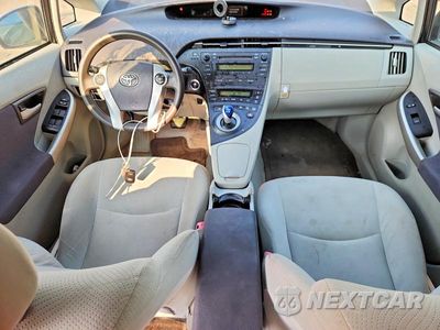 Zdjęcie 8 z 12 samochodu: 2010 TOYOTA PRIUS II VIN:JTDKN3DU0A0175651 - miniatura