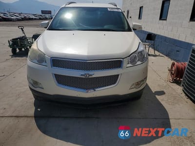 Piąte zdjęcie samochodu w środku: 2012 CHEVROLET TRAVERSE LTZ VIN:1GNKVLED7CJ350612 - miniatura