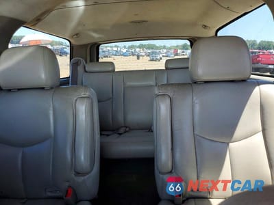 Zdjęcie 10 z 13 samochodu: 2004 GMC YUKON XL C1500 VIN:3GKEC16Z44G236245 - miniatura