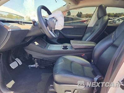 Zdjęcie 7 z 13 samochodu: 2023 TESLA MODEL Y VIN:7SAYGDEF9PF922011 - miniatura
