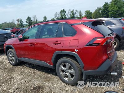 Trzecie zdjęcie samochodu z tyłu: 2025 TOYOTA RAV4 HYBRID XLE VIN:JTMRWRFV9SD296015 - miniatura