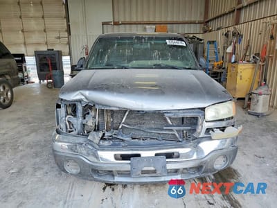 Piąte zdjęcie samochodu w środku: 2007 GMC NEW SIERRA C1500 CLASSIC VIN:2GTEC13V871167084 - miniatura