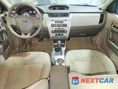 Zdjęcie 8 z 12 samochodu: 2010 FORD FOCUS SE VIN:1FAHP3FNXAW140810 - miniatura