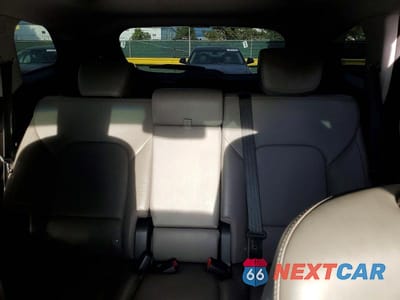 Zdjęcie 10 z 13 samochodu: 2017 HYUNDAI SANTA FE SE ULTIMATE VIN:KM8SRDHF5HU234892 - miniatura