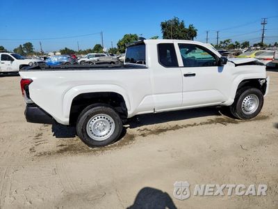 Trzecie zdjęcie samochodu z tyłu: 2025 TOYOTA TACOMA SR VIN:3TYJDAHN4ST036793 - miniatura
