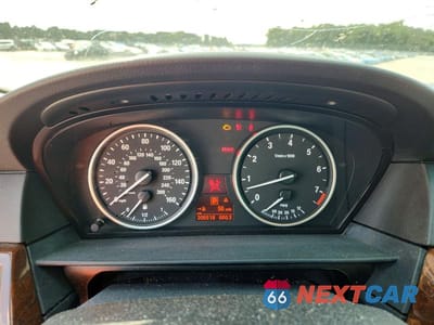 Zdjęcie 9 z 12 samochodu: 2010 BMW 528 I VIN:WBANU5C57AC460509 - miniatura