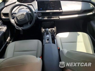 Zdjęcie 8 z 13 samochodu: 2026 TOYOTA PRIUS XLE VIN:JTDACAAU7T3076059 - miniatura