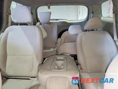 Zdjęcie 10 z 13 samochodu: 2016 KIA SEDONA LX VIN:KNDMB5C1XG6185839 - miniatura