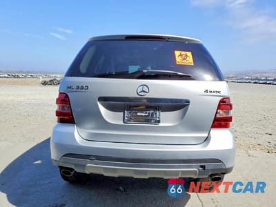 Zdjęcie 6 z 13 samochodu: 2006 MERCEDES-BENZ ML VIN:4JGBB86E86A104335 - miniatura