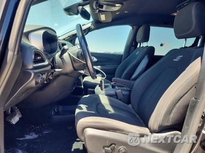 Zdjęcie 7 z 13 samochodu: 2019 CHRYSLER PACIFICA TOURING PLUS VIN:2C4RC1FGXKR548718 - miniatura