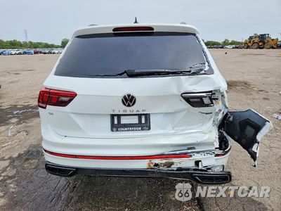 Zdjęcie 6 z 13 samochodu: 2024 VOLKSWAGEN TIGUAN SE R-LINE BLACK VIN:3VV8B7AX0RM183056 - miniatura