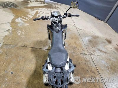Zdjęcie 6 z 9 samochodu: 2013 HUSQVARNA TR650 TERRA VIN:ZKH0H12B6DV004086 - miniatura