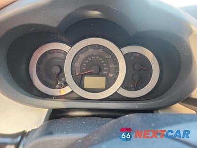 Zdjęcie 9 z 13 samochodu: 2011 TOYOTA RAV4 BASE VIN:2T3ZF4DV3BW105066 - miniatura