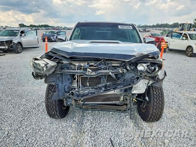 Piąte zdjęcie samochodu w środku: 2016 TOYOTA 4RUNNER TRAIL VIN:JTEBU5JR9G5348492 - miniatura