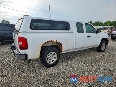 Trzecie zdjęcie samochodu z tyłu: 2013 CHEVROLET SILVERADO C1500 VIN:1GCRCPEX5DZ200676 - miniatura