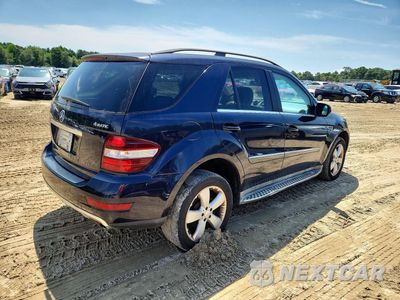 Trzecie zdjęcie samochodu z tyłu: 2010 MERCEDES-BENZ ML 350 4MATIC VIN:4JGBB8GB1AA549593 - miniatura