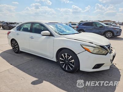 Czwarte zdjęcie samochodu z boku: 2018 NISSAN ALTIMA 2.5 SL VIN:1N4AL3AP3JC175373 - miniatura