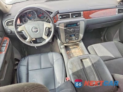 Zdjęcie 8 z 13 samochodu: 2012 GMC YUKON SLE VIN:1GKS2AE0XCR303762 - miniatura