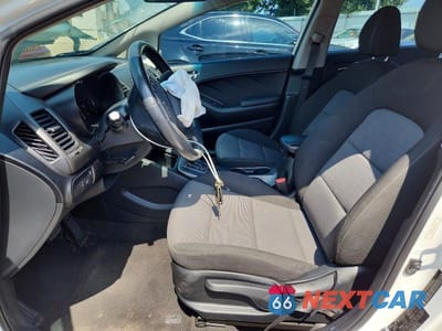 Zdjęcie 7 z 12 samochodu: 2016 KIA FORTE EX VIN:KNAFX4A87G5480002 - miniatura