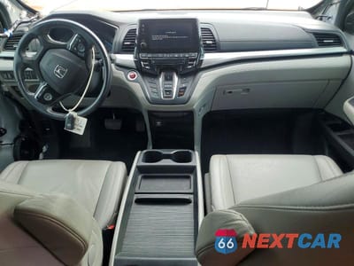 Zdjęcie 8 z 13 samochodu: 2019 HONDA ODYSSEY EXL VIN:5FNRL6H71KB112362 - miniatura