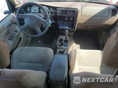 Zdjęcie 8 z 12 samochodu: 2004 TOYOTA TACOMA PRERUNNER V6 VIN:5TEGN92N14Z444166 - miniatura