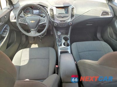Zdjęcie 8 z 12 samochodu: 2017 CHEVROLET CRUZE LT VIN:1G1BE5SM2H7189477 - miniatura