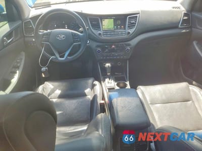 Zdjęcie 8 z 12 samochodu: 2017 HYUNDAI TUCSON VIN:KM8J3CA22HU302905 - miniatura