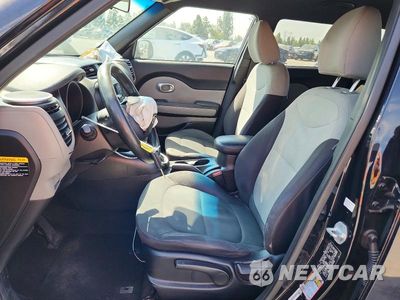 Zdjęcie 7 z 12 samochodu: 2014 KIA SOUL BASE VIN:KNDJN2A29E7109783 - miniatura