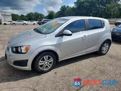 2014 CHEVROLET SONIC LT 1G1JC6SH0E4136722 - główne zdjęcie licytacji z USA - miniatura