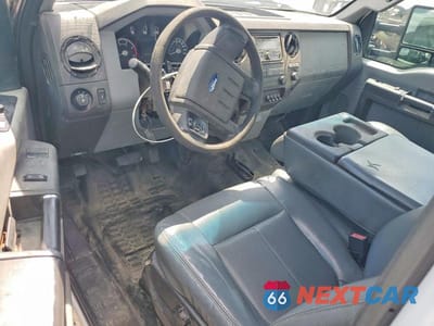 Zdjęcie 8 z 12 samochodu: 2016 FORD F550 SUPER DUTY VIN:1FDUF5GT0GEC46455 - miniatura