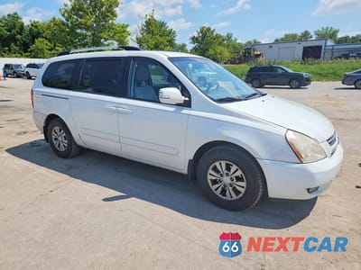 Czwarte zdjęcie samochodu z boku: 2012 KIA SEDONA LX VIN:KNDMG4C73C6443340 - miniatura