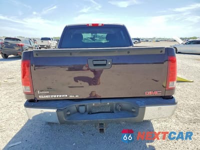 Zdjęcie 6 z 13 samochodu: 2008 GMC SIERRA C1500 VIN:2GTEC13J181287811 - miniatura