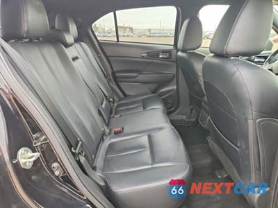 Zdjęcie 11 z 13 samochodu: 2022 MITSUBISHI ECLIPSE CROSS SE VIN:JA4ASWAA5NZ064170 - miniatura