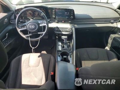 Zdjęcie 8 z 12 samochodu: 2021 HYUNDAI ELANTRA SEL VIN:KMHLN4AG0MU099043 - miniatura