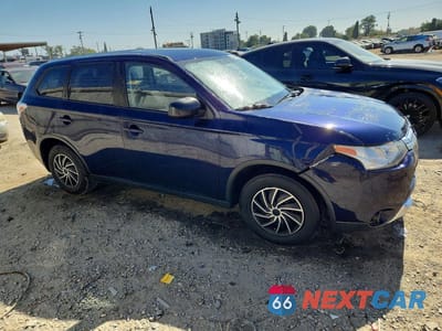 Czwarte zdjęcie samochodu z boku: 2015 MITSUBISHI OUTLANDER ES VIN:JA4AD2A31FZ003212 - miniatura