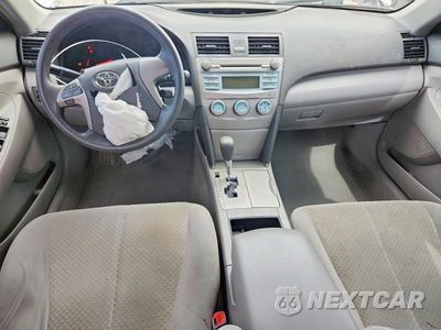 Zdjęcie 8 z 13 samochodu: 2009 TOYOTA CAMRY LE VIN:4T4BE46K79R087459 - miniatura