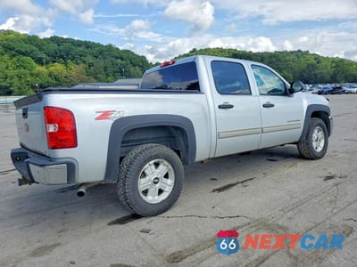 Trzecie zdjęcie samochodu z tyłu: 2012 CHEVROLET SILVERADO K1500 LT VIN:3GCPKSE70CG270341 - miniatura