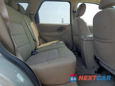 Zdjęcie 11 z 14 samochodu: 2005 FORD ESCAPE XLT VIN:1FMYU93125KD74746 - miniatura