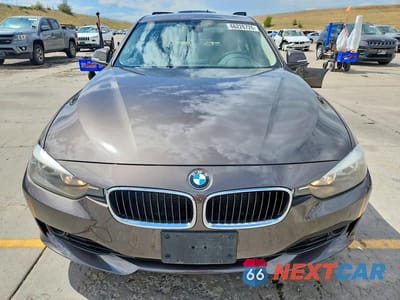 Piąte zdjęcie samochodu w środku: 2013 BMW 328 XI SULEV VIN:WBA3B5C51DF590219 - miniatura