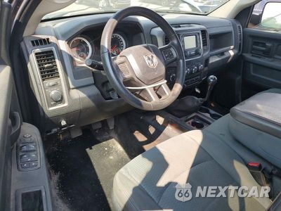 Zdjęcie 8 z 12 samochodu: 2013 RAM 2500 ST VIN:3C6UR5HLXDG566842 - miniatura