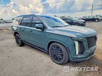Czwarte zdjęcie samochodu z boku: 2026 CADILLAC ESCALADE LUXURY VIN:1GYS9CKL2TR291019 - miniatura