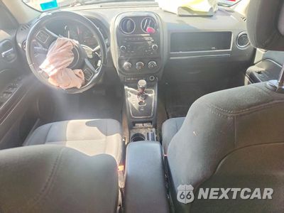 Zdjęcie 8 z 13 samochodu: 2016 JEEP PATRIOT LATITUDE VIN:1C4NJRFB1GD598232 - miniatura