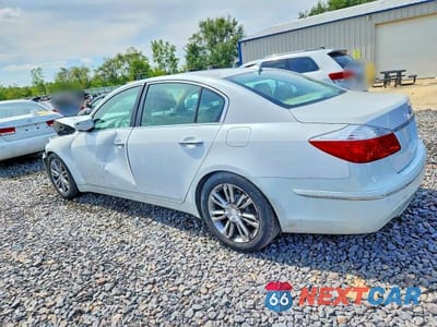 Drugie zdjęcie samochodu z przodu: 2011 HYUNDAI GENESIS 3.8L VIN:KMHGC4DE5BU128499 - miniatura