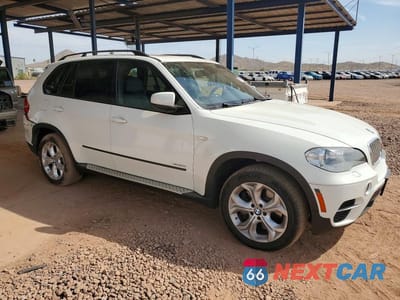 Czwarte zdjęcie samochodu z boku: 2012 BMW X5 XDRIVE50I VIN:5UXZV8C54CL426256 - miniatura