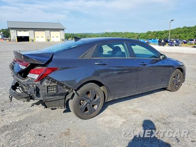 Trzecie zdjęcie samochodu z tyłu: 2022 HYUNDAI ELANTRA SEL VIN:5NPLM4AG6NH074697 - miniatura