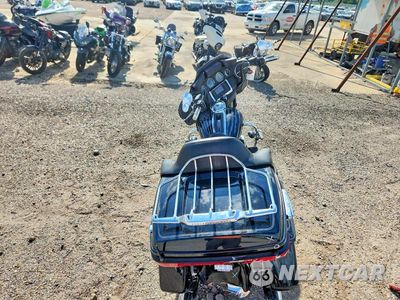Zdjęcie 6 z 9 samochodu: 2014 HARLEY-DAVIDSON FLHTCU ULTRA CLASSIC ELECTRA GLIDE VIN:1HD1FCM16EB642983 - miniatura