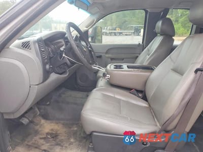 Zdjęcie 7 z 12 samochodu: 2011 CHEVROLET SILVERADO C2500 HEAVY DUTY VIN:1GB2CVCG0BZ455228 - miniatura