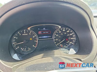 Zdjęcie 9 z 12 samochodu: 2018 NISSAN ALTIMA 2.5 S VIN:1N4AL3AP8JC470484 - miniatura