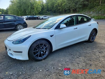 2022 TESLA MODEL 3 5YJ3E1EB5NF249997 - główne zdjęcie licytacji z USA - miniatura